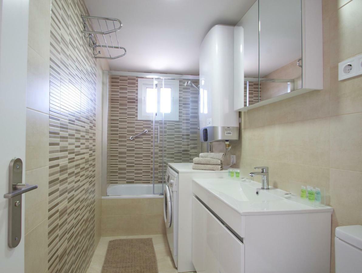 R&E Apartment توريمولينوس المظهر الخارجي الصورة